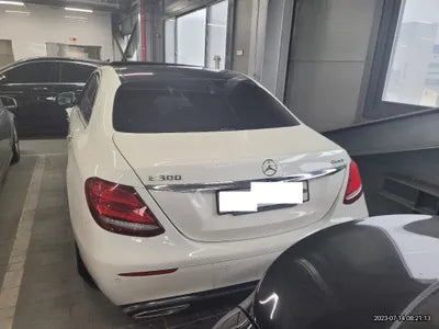 2019 Mercedes-Benz E 300 WDDZF4KB0KA591610 VIN:WDDZF4KB0KA591610