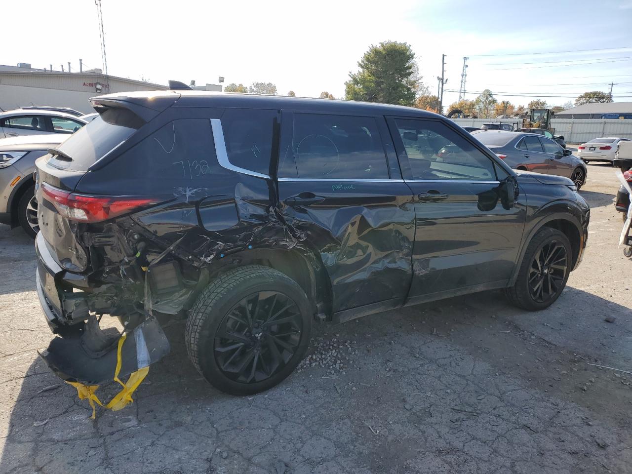 2023 MITSUBISHI OUTLANDER SE VIN:JA4J4UA82PZ025521