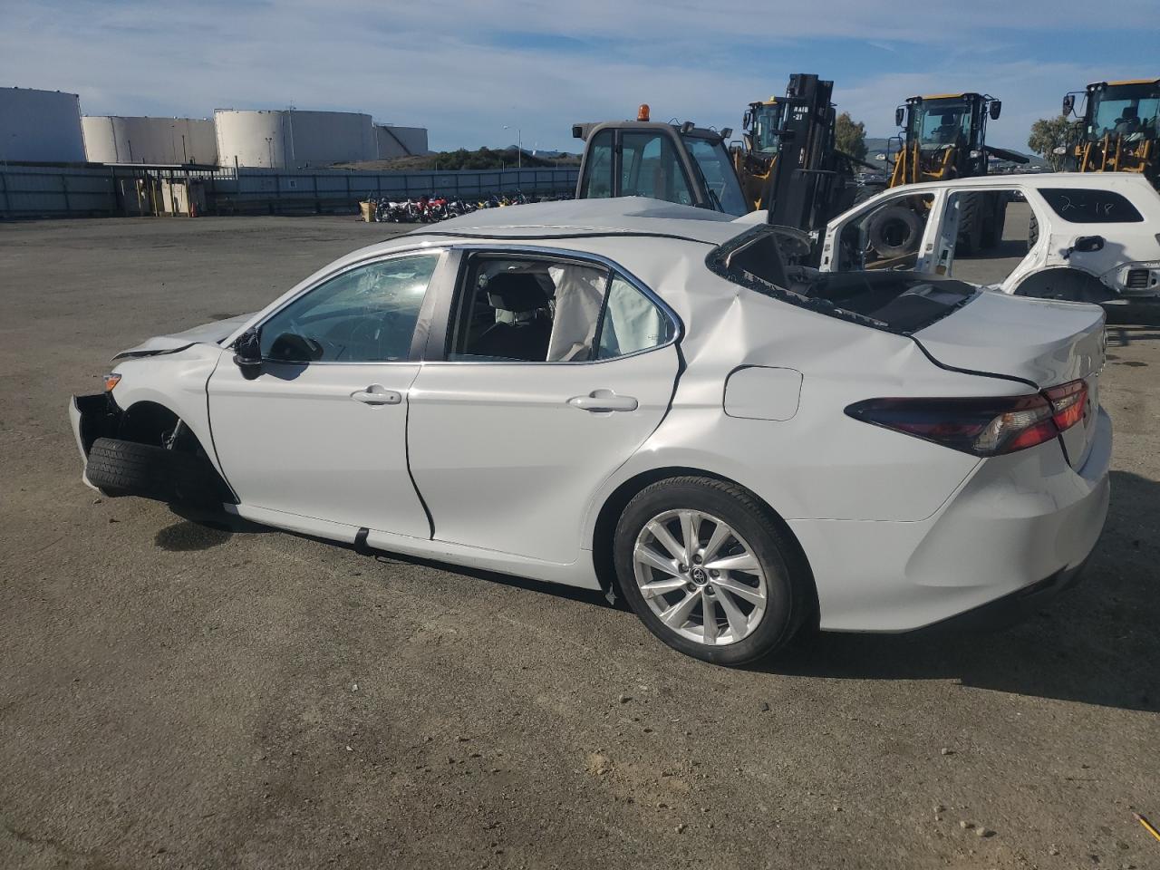 2024 TOYOTA CAMRY LE VIN:4T1C11AKXRU225253