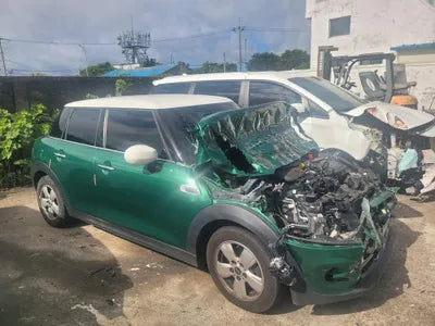 2021 MINI Cooper WMWXV7106M2N70129 VIN:WMWXV7106M2N70129