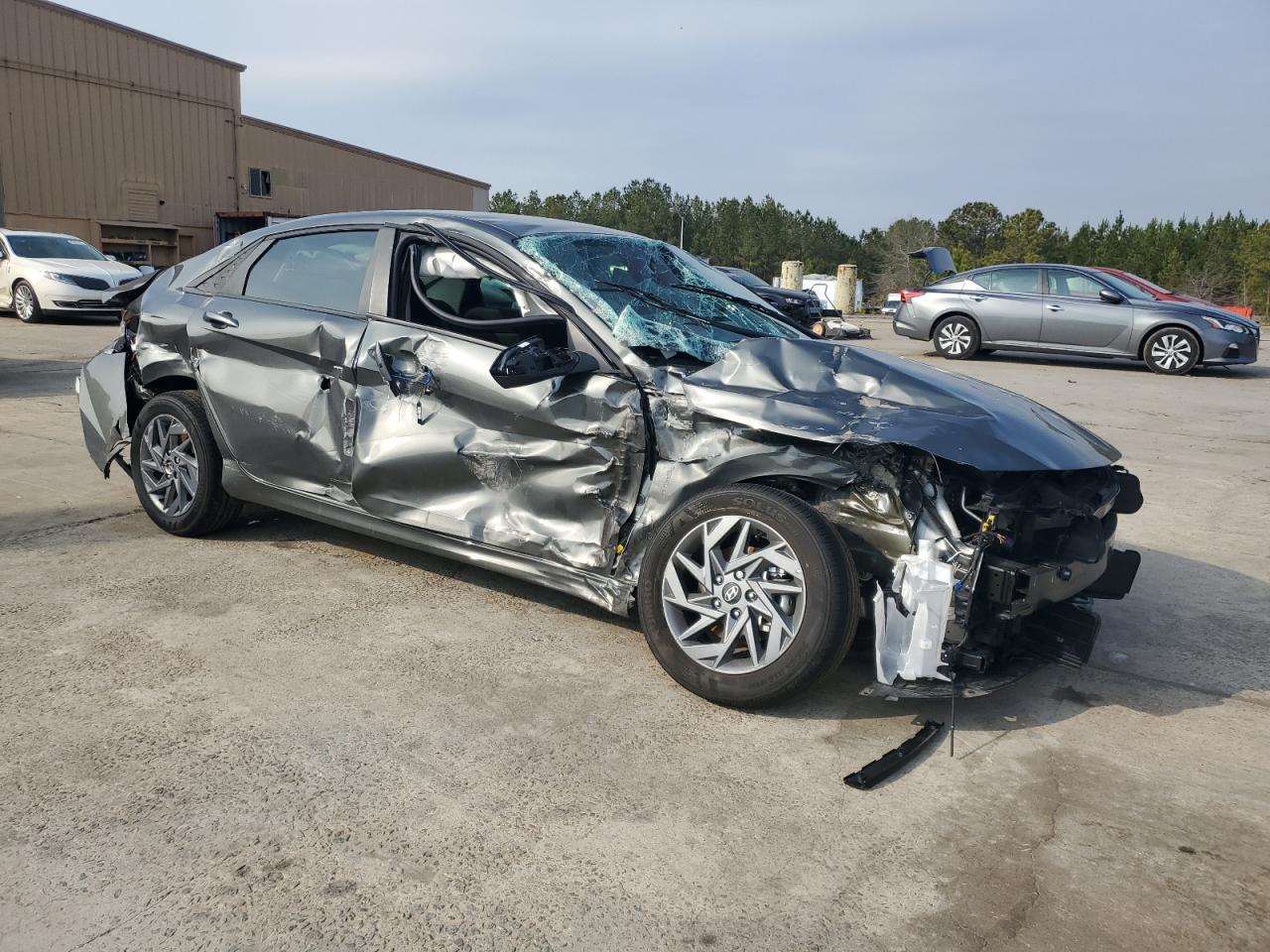 2024 HYUNDAI ELANTRA SEL VIN:KMHLM4DG3RU828979