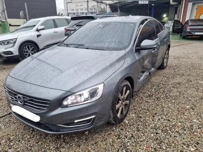 2018 Volvo S60 YV1FS79B0J2466713 VIN:YV1FS79B0J2466713