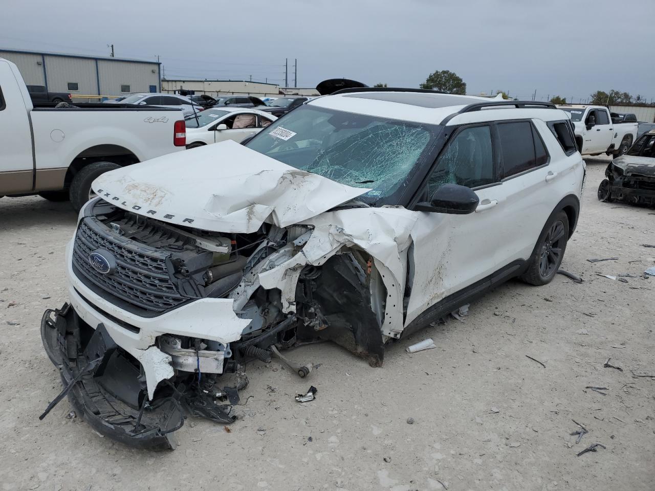 2023 FORD EXPLORER XLT VIN:1FMSK7DH0PGA74849
