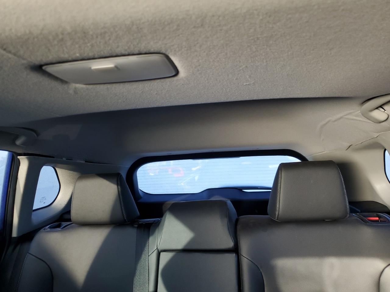 2024 TOYOTA COROLLA CROSS XLE VIN:7MUDAAAG3RV106099