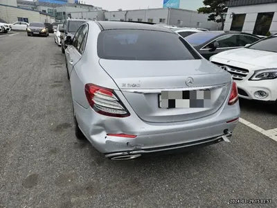 2017 Mercedes-Benz E 300 VIN: