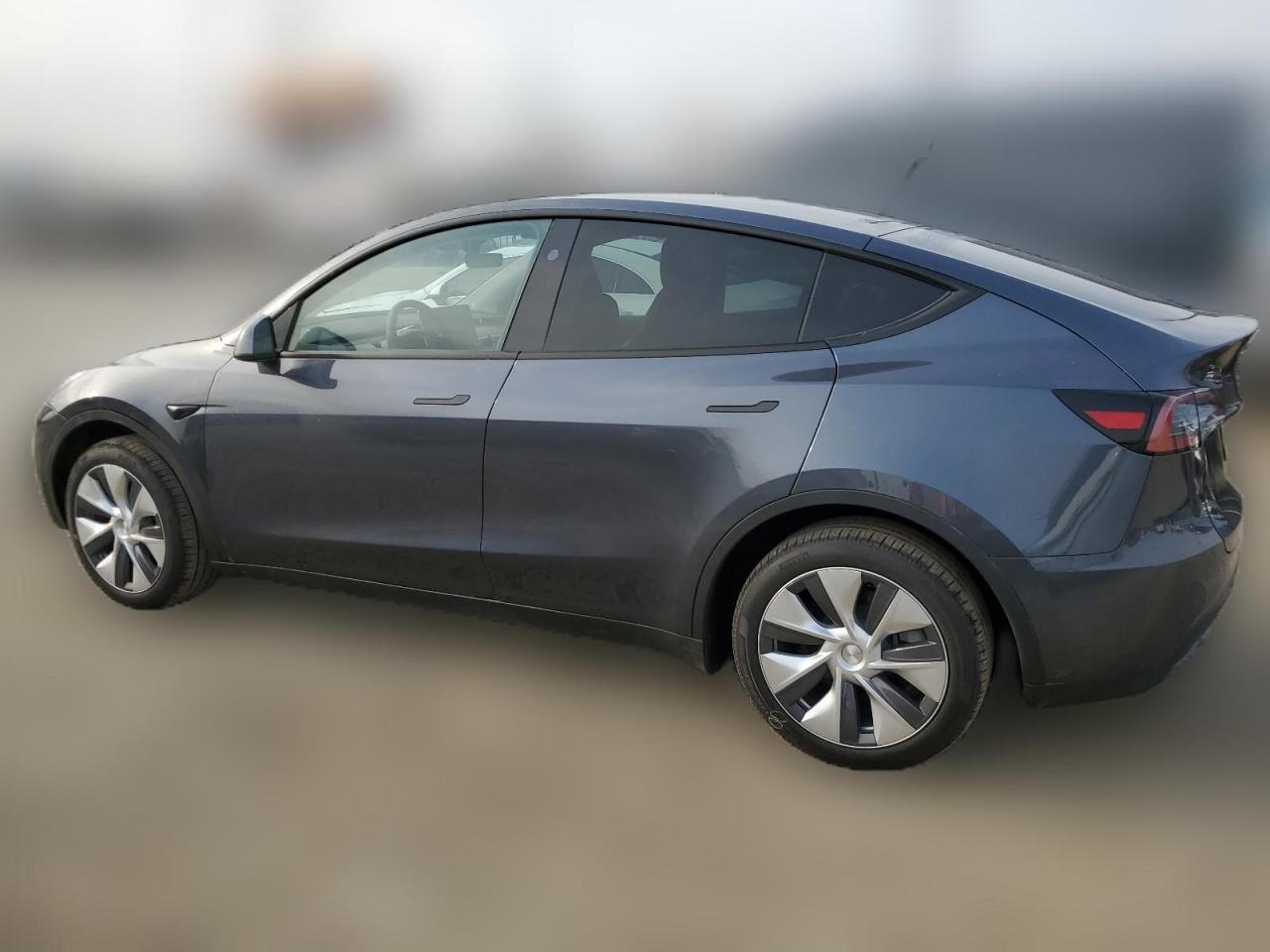 2024 TESLA MODEL Y  VIN:7SAYGDEE7RA214976