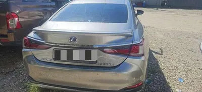 2021 Lexus ES 300 VIN: