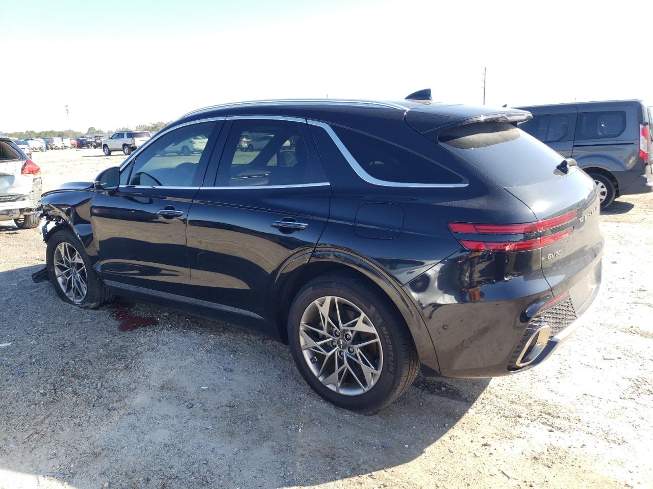 2022 GENESIS GV70 BASE VIN:KMUMADTB5NU027520