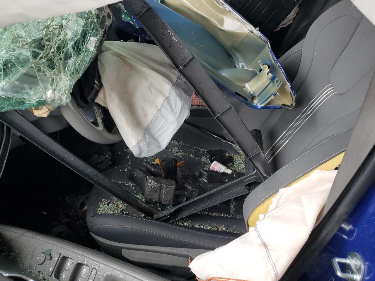 2023 HYUNDAI ELANTRA SEL VIN:KMHLS4AG5PU597428