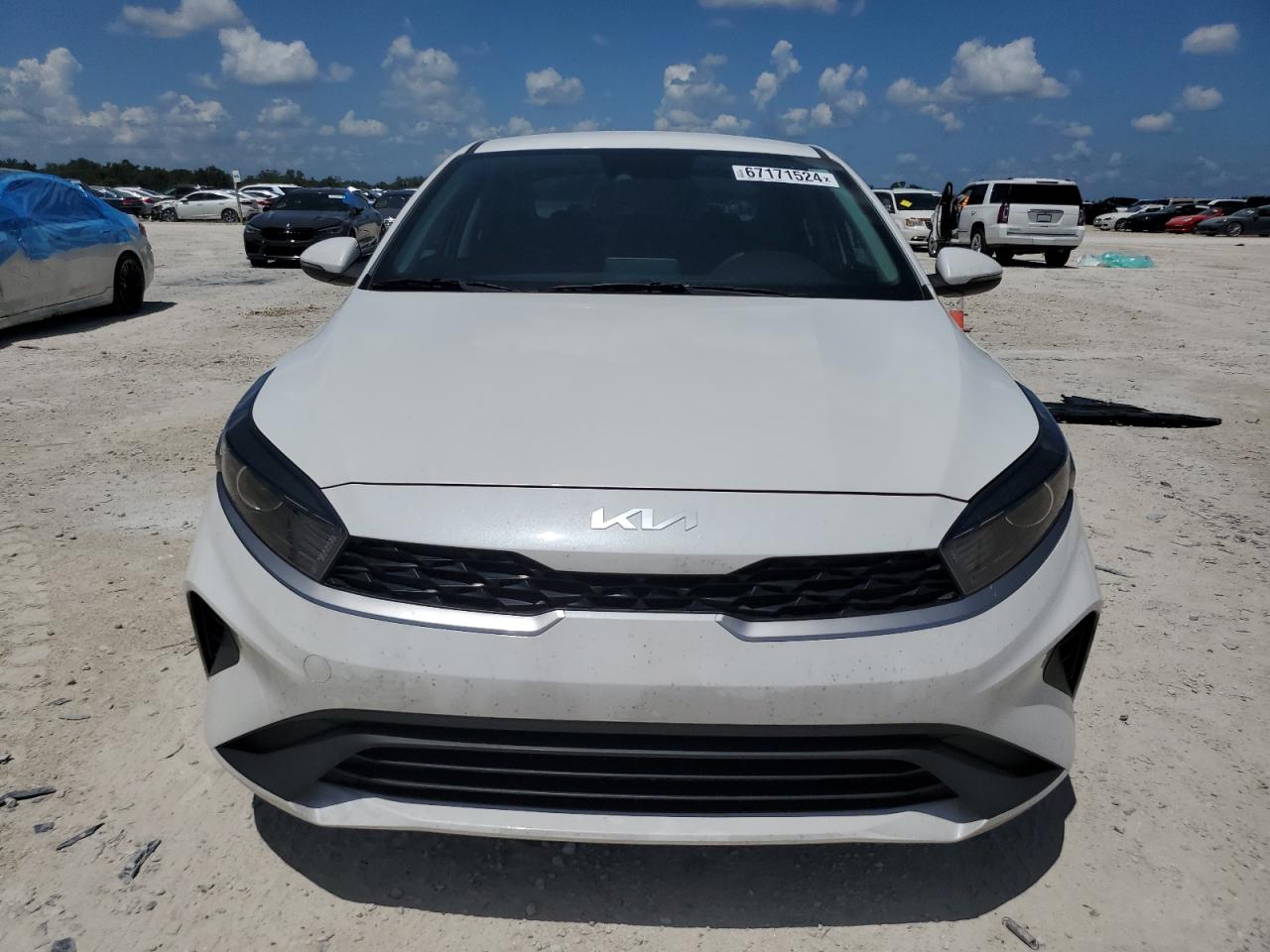 2023 KIA FORTE LX VIN:3KPF24AD4PE588399