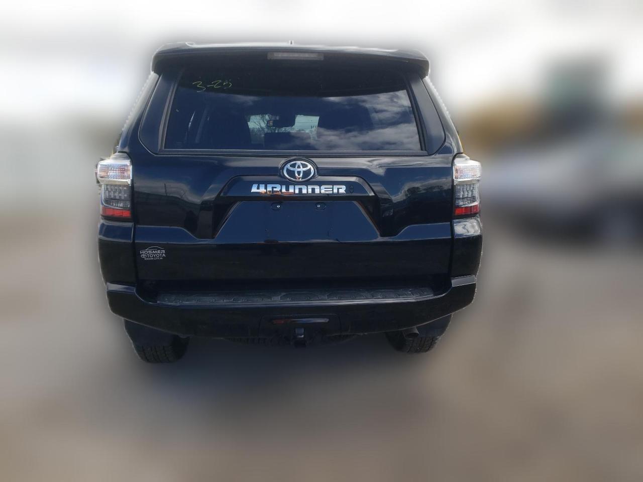 2023 TOYOTA 4RUNNER SE VIN:JTEMU5JR4P6199489