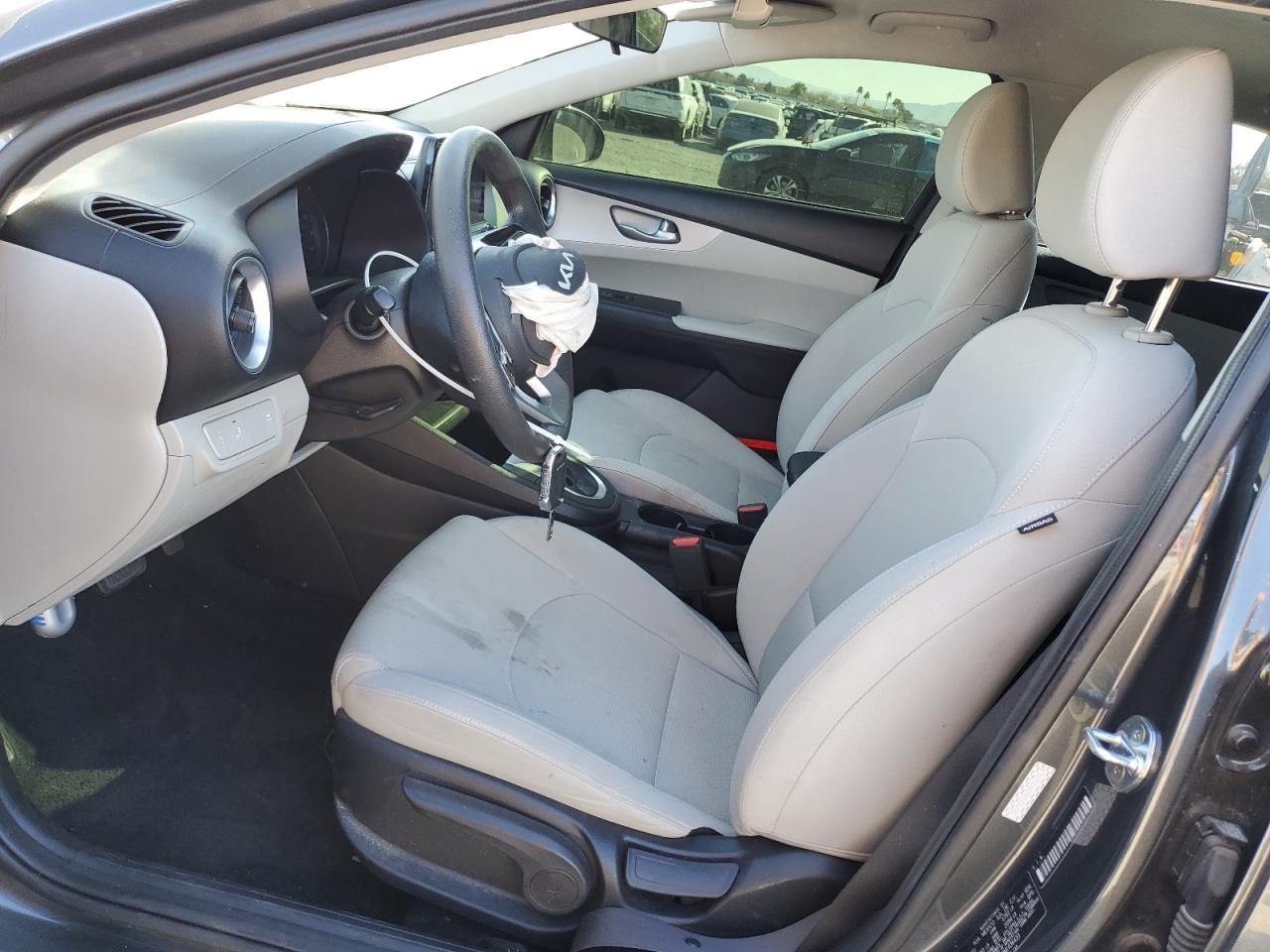 2022 KIA FORTE FE VIN:3KPF24AD9NE436423