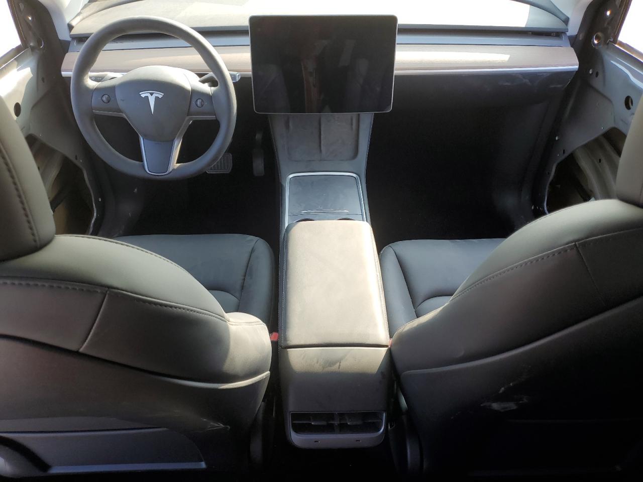 2023 TESLA MODEL Y  VIN:7SAYGDEE6PA160745