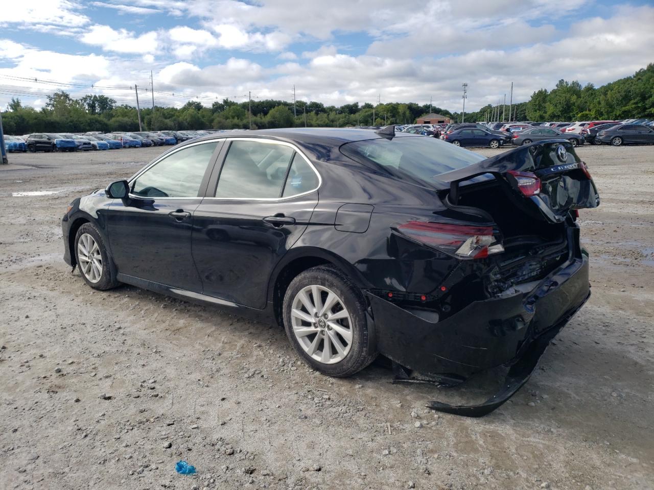 2022 TOYOTA CAMRY LE VIN:4T1C11BKXNU069739