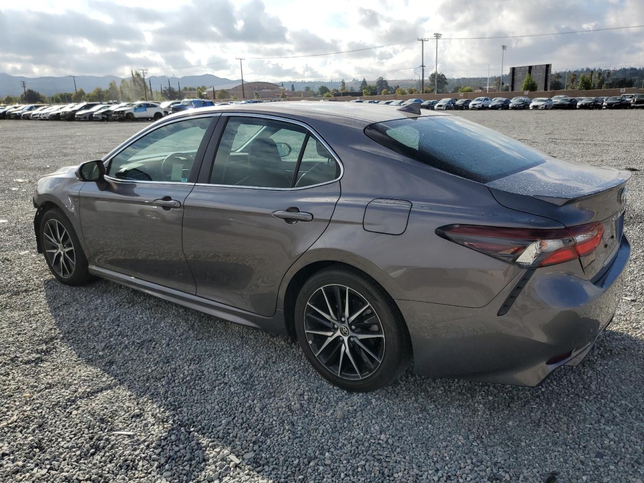 2024 TOYOTA CAMRY SE NIGHT SHADE VIN:4T1G11AK8RU227357