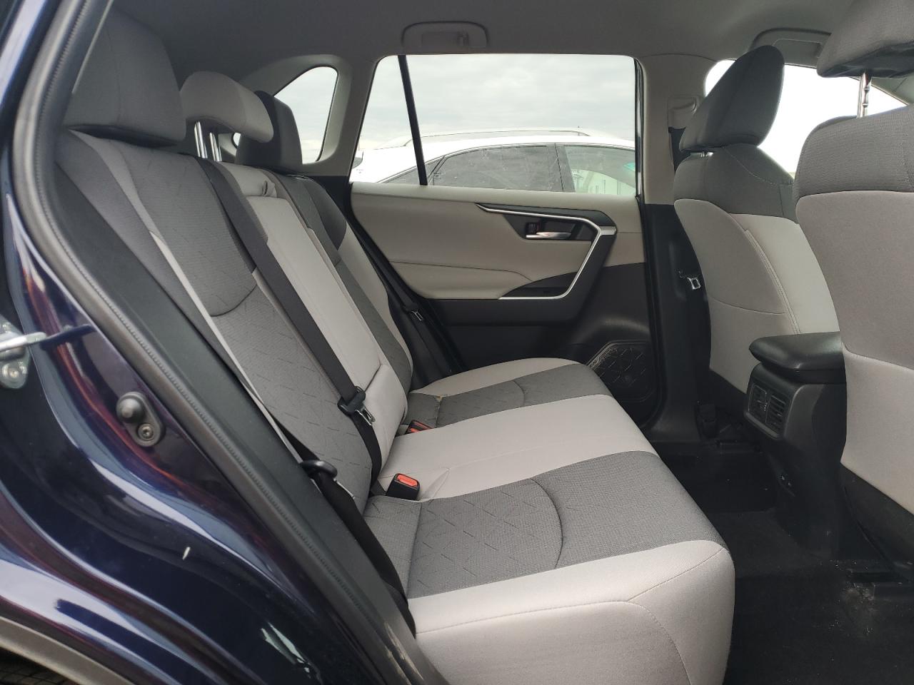 2022 TOYOTA RAV4 XLE VIN:2T3P1RFV1NW249994