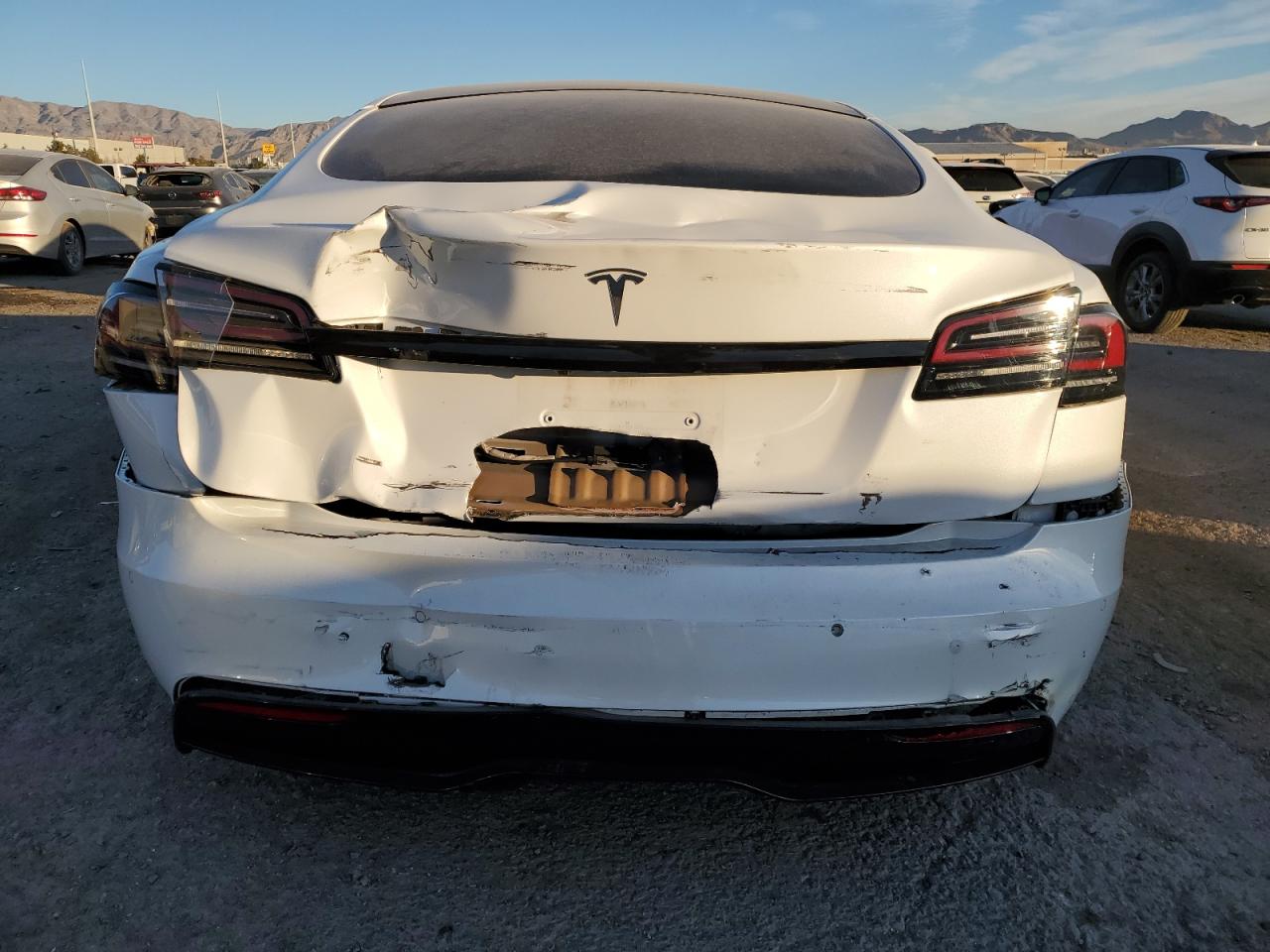 2022 TESLA MODEL S  VIN:5YJSA1E52NF492460