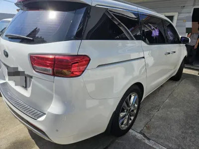 2015 Kia Carnival VIN: