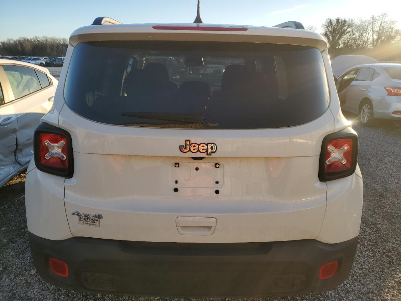 2023 JEEP RENEGADE LATITUDE VIN:ZACNJDB11PPP23194