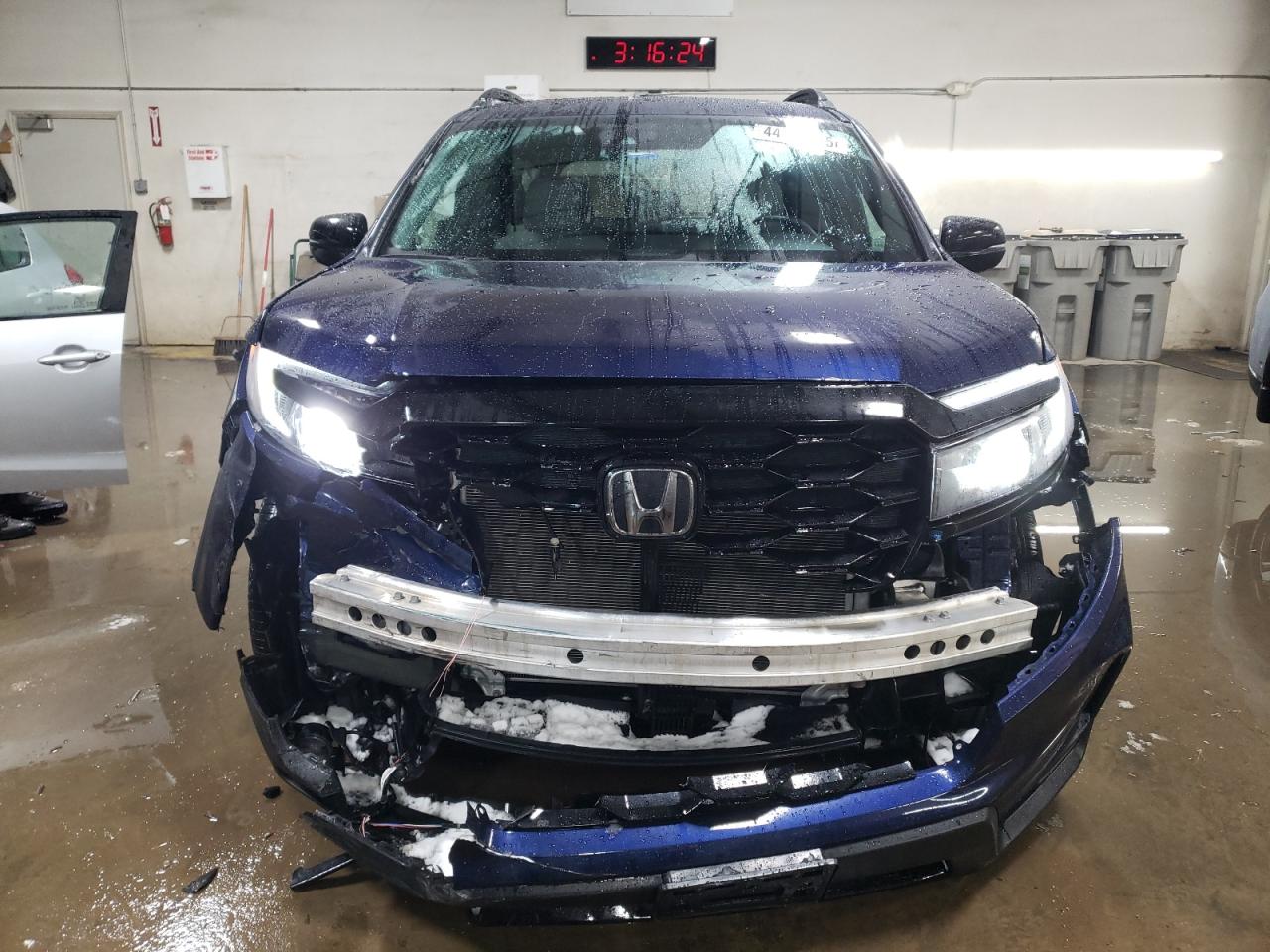 2022 HONDA PASSPORT ELITE VIN:5FNYF8H0XNB007521