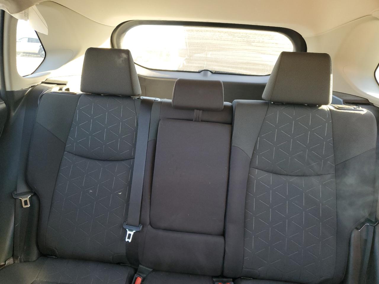 2022 TOYOTA RAV4 XLE VIN:4T3RWRFV8NU076775