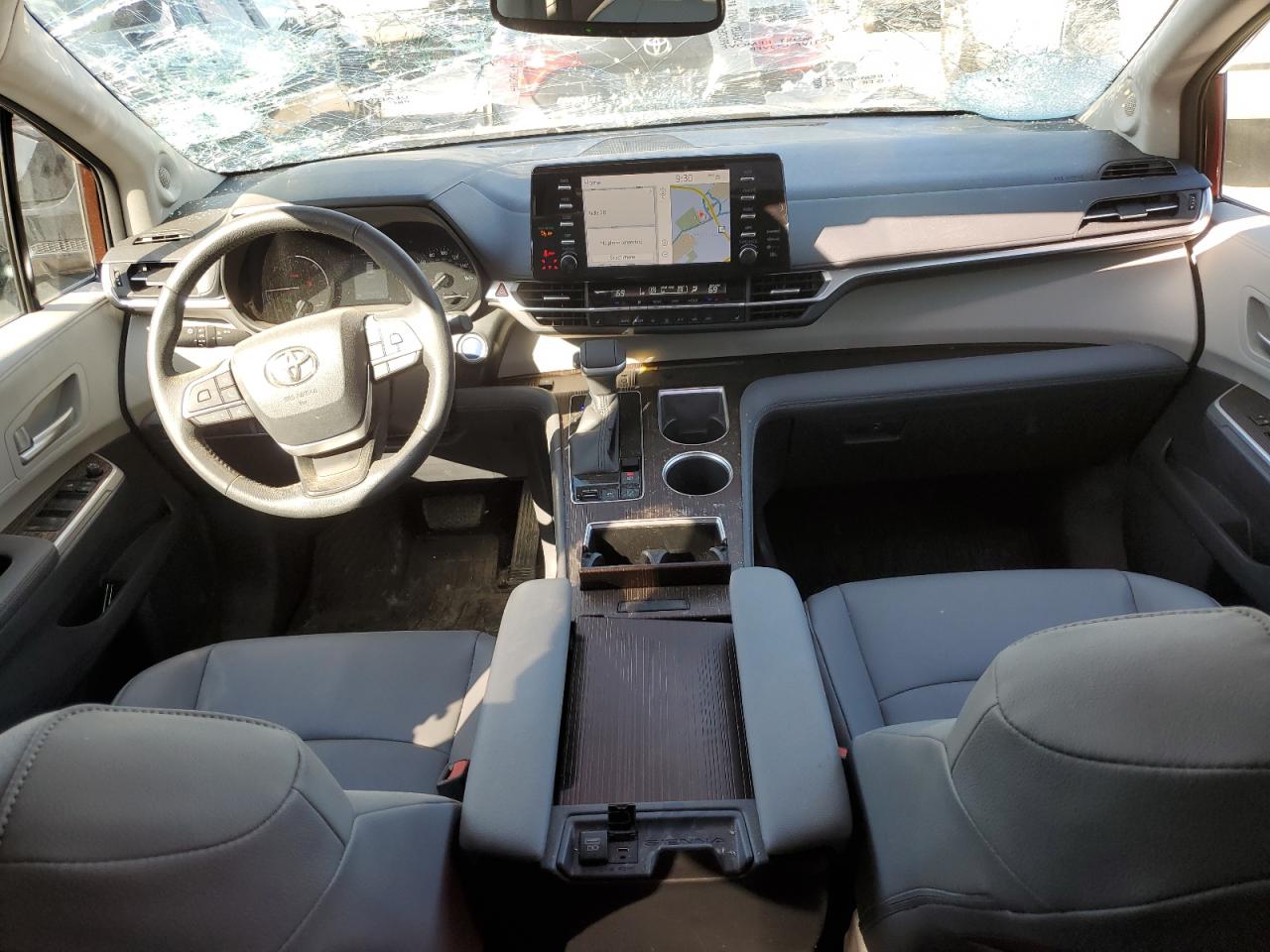 2022 TOYOTA SIENNA XLE VIN:5TDJSKFC3NS060127