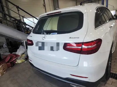 2019 Mercedes-Benz GLC 300 VIN: