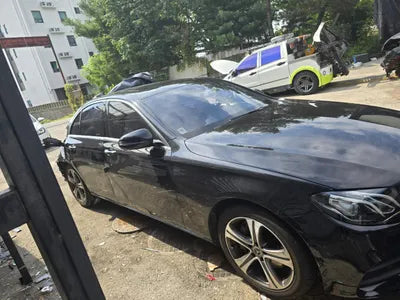 2019 Mercedes-Benz E 300 WDDZF4JB2KA602849 VIN:WDDZF4JB2KA602849