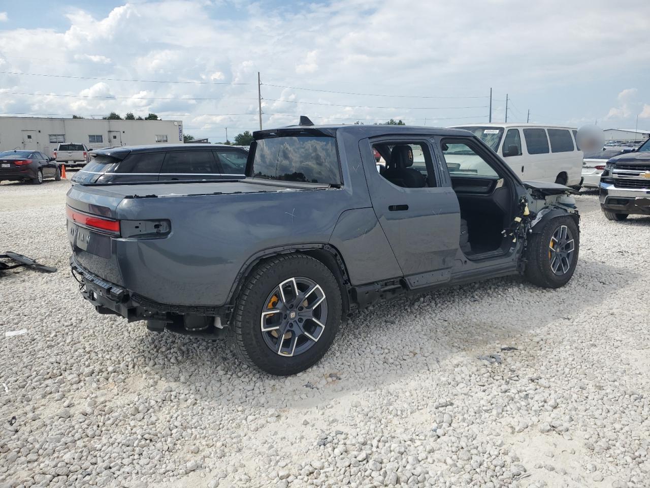 2022 RIVIAN R1T LAUNCH EDITION VIN:7FCTGAAL1NN003050