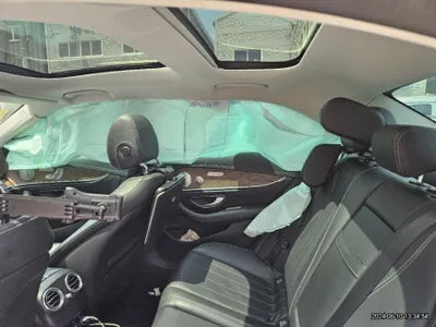 2019 Mercedes-Benz E 300 VIN: