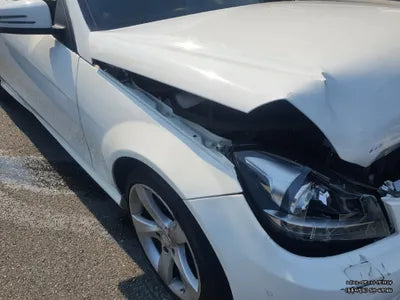 2015 Mercedes-Benz C 220 WDDGJ0CB7FG354676 VIN:WDDGJ0CB7FG354676