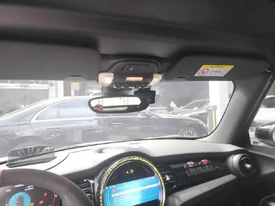 2021 MINI Cooper VIN: