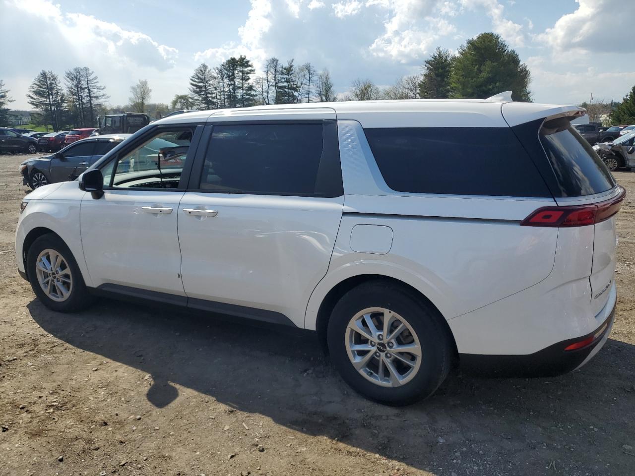 2022 KIA CARNIVAL LX VIN:KNDNB4H36N6111307