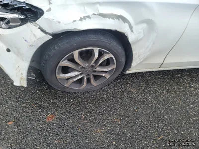 2017 Mercedes-Benz C 200 WDDWF4CB1HF584713 VIN:WDDWF4CB1HF584713