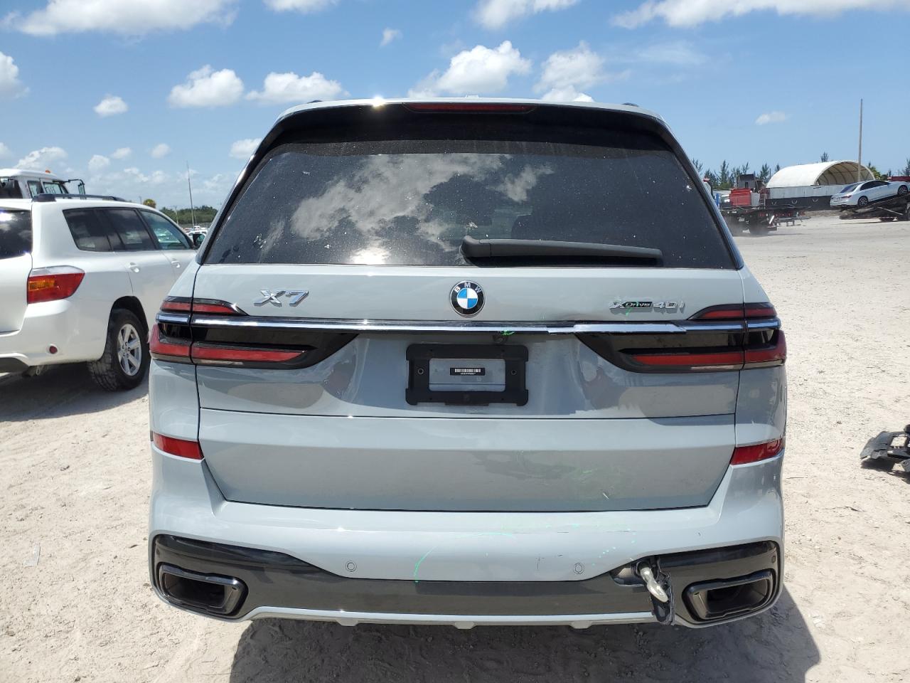 2023 BMW X7 XDRIVE40I VIN:5UX23EM03P9S06067