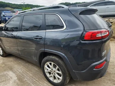 2017 Jeep Cherokee VIN: