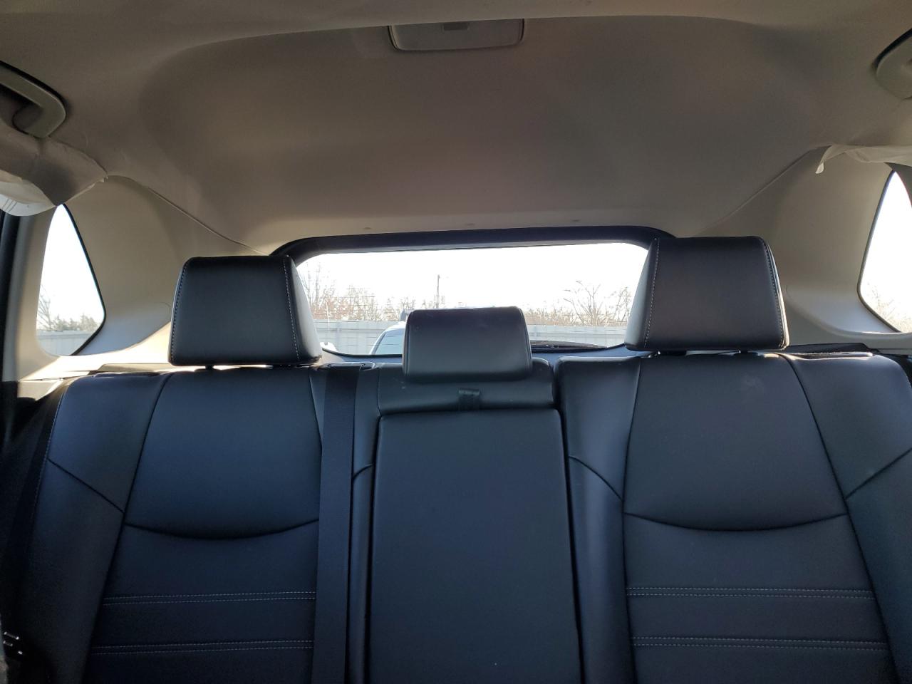 2023 TOYOTA RAV4 XLE PREMIUM VIN:2T3A1RFVXPW396078