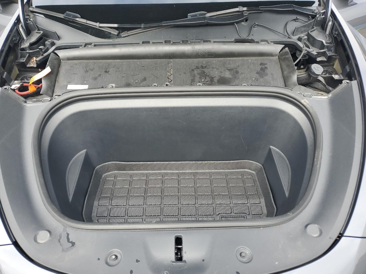 2023 TESLA MODEL Y  VIN:7SAYGDEF6PF688779