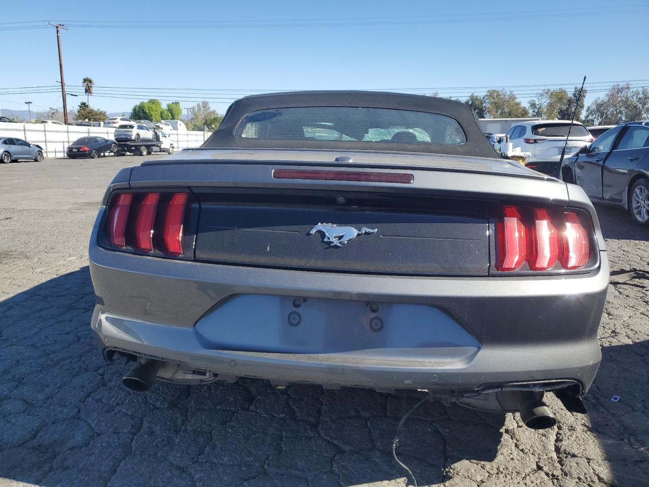 2022 FORD MUSTANG  VIN:1FATP8UH4N5103882