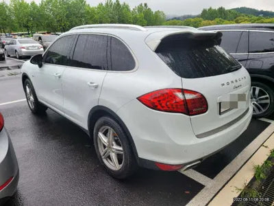 2014 Porsche Cayenne VIN: