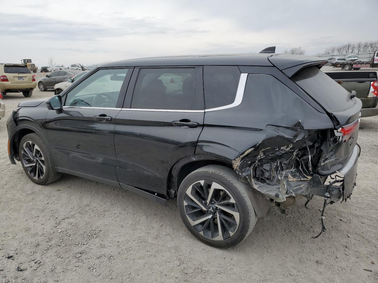 2022 MITSUBISHI OUTLANDER SE VIN:JA4J3UA82NZ014485