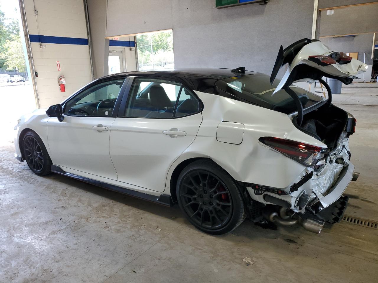 2022 TOYOTA CAMRY TRD VIN:4T1KZ1AK8NU067168