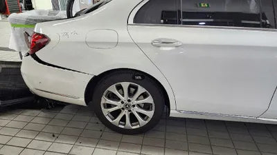 2019 Mercedes-Benz E 220 VIN: