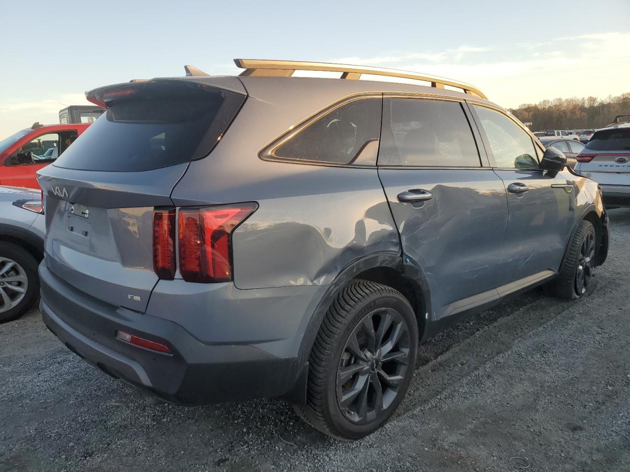 2023 KIA SORENTO EX VIN:5XYRHDLF9PG210608