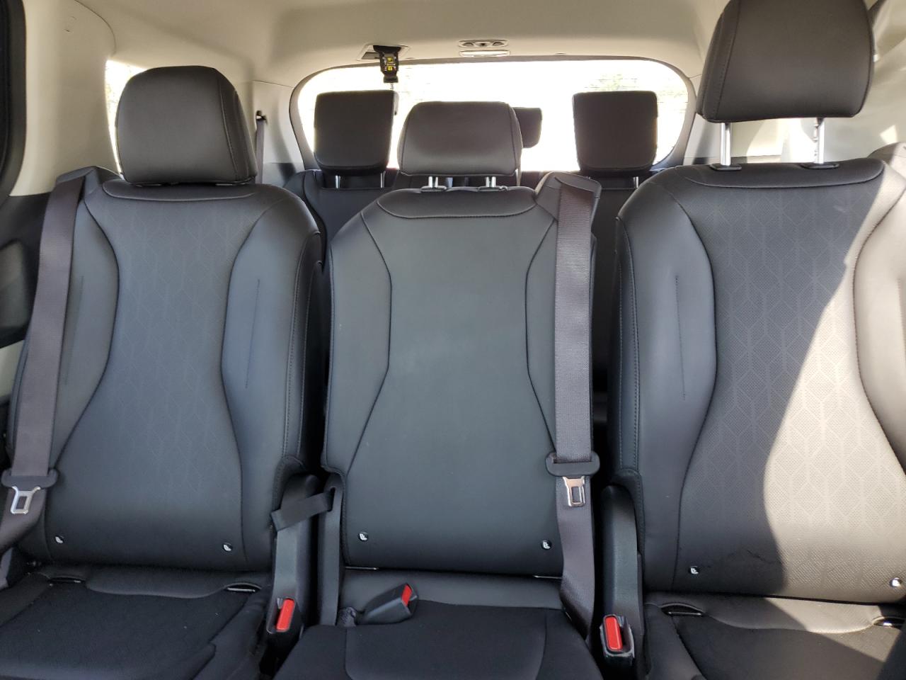 2024 KIA CARNIVAL LX VIN:KNDNB4H3XR6352468