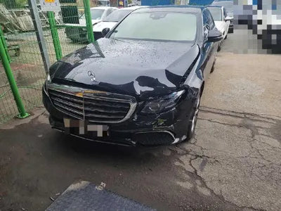 2017 Mercedes-Benz E 220 VIN: