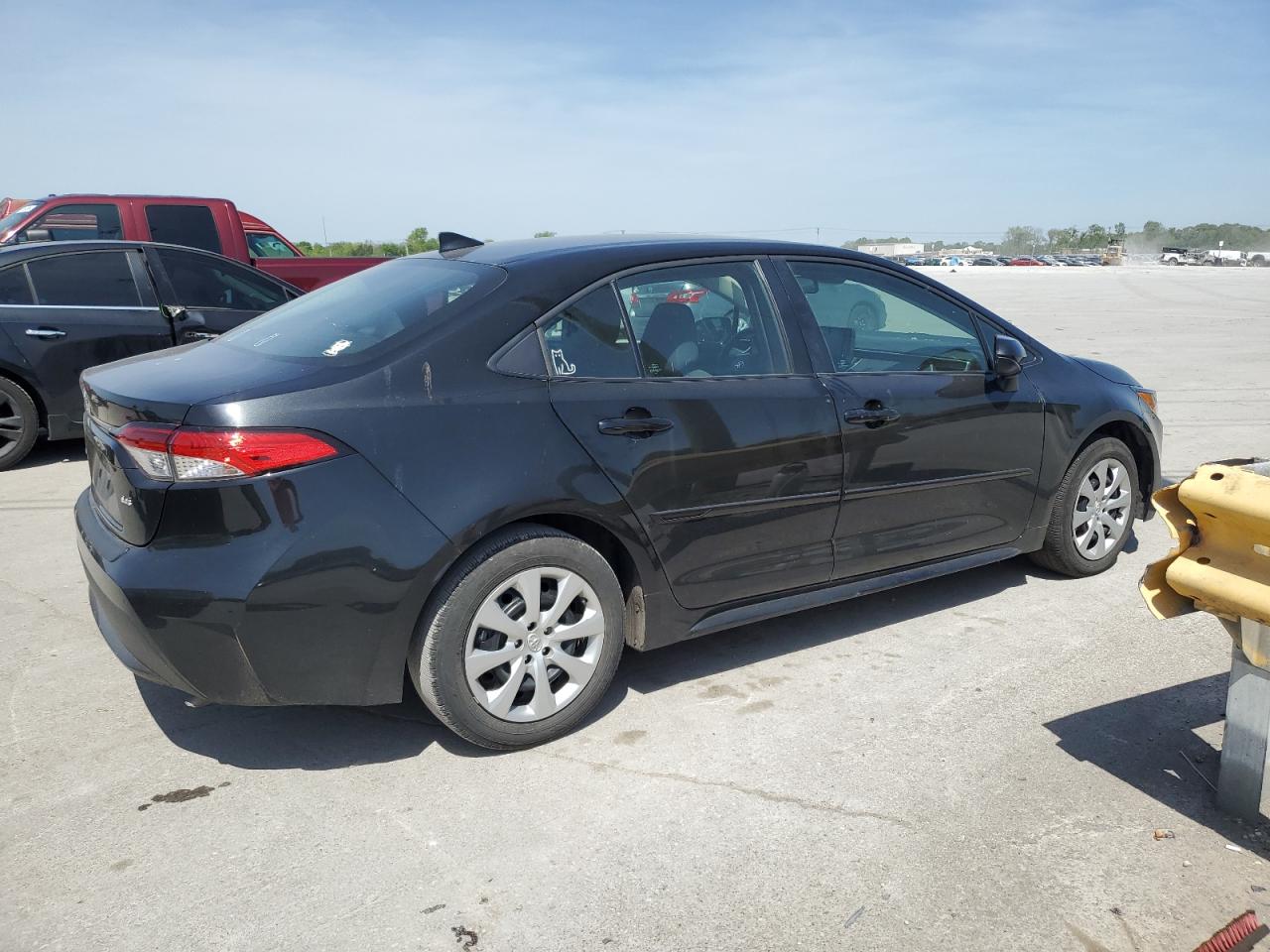 2022 TOYOTA COROLLA LE VIN:5YFEPMAE7NP370636