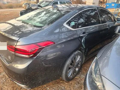 2017 Genesis G80 VIN: