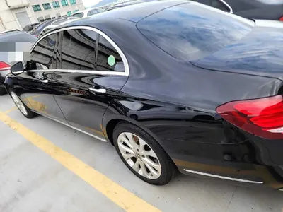 2019 Mercedes-Benz E 300 VIN: