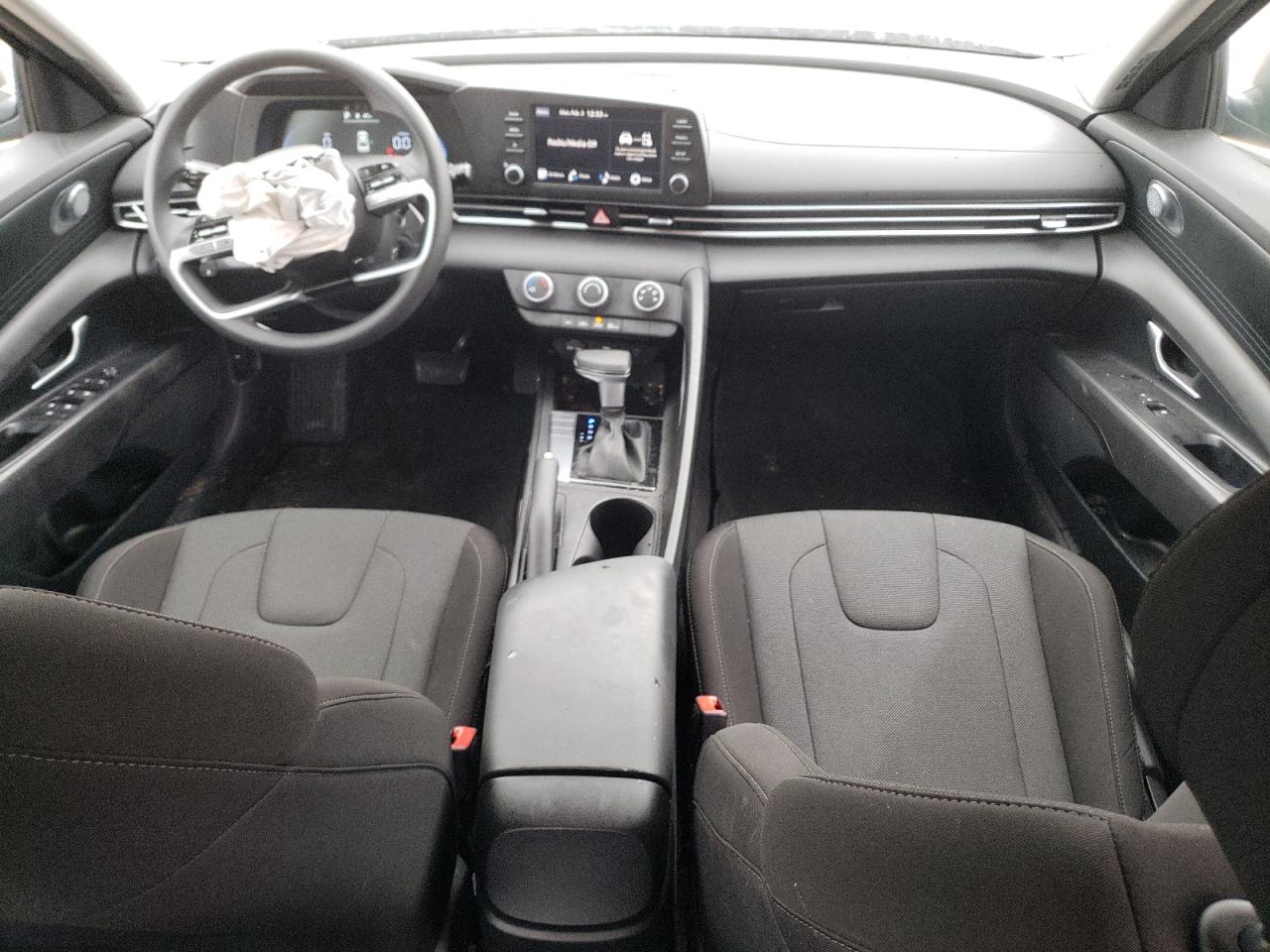 2024 HYUNDAI ELANTRA SE VIN:KMHLL4DG0RU747876